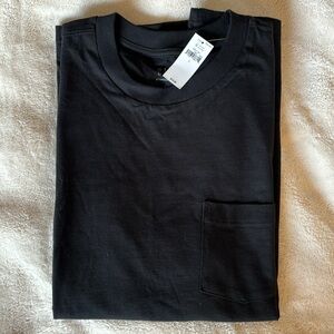 NWT Gap Men’s Organic Cotton Standard Tee Black Size Large
